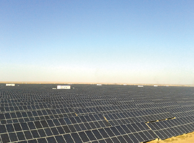 甘肅金昌金川區(qū)西坡50MW光伏發(fā)電站.jpg