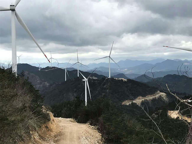 實(shí)力派  禾望助力運(yùn)達(dá)風(fēng)電超低風(fēng)速風(fēng)機(jī)成功并網(wǎng)(1).jpg