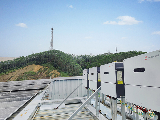 禾望電氣榮獲“2022年度影響力光伏逆變器品牌”獎(jiǎng)項(xiàng) (3).jpg