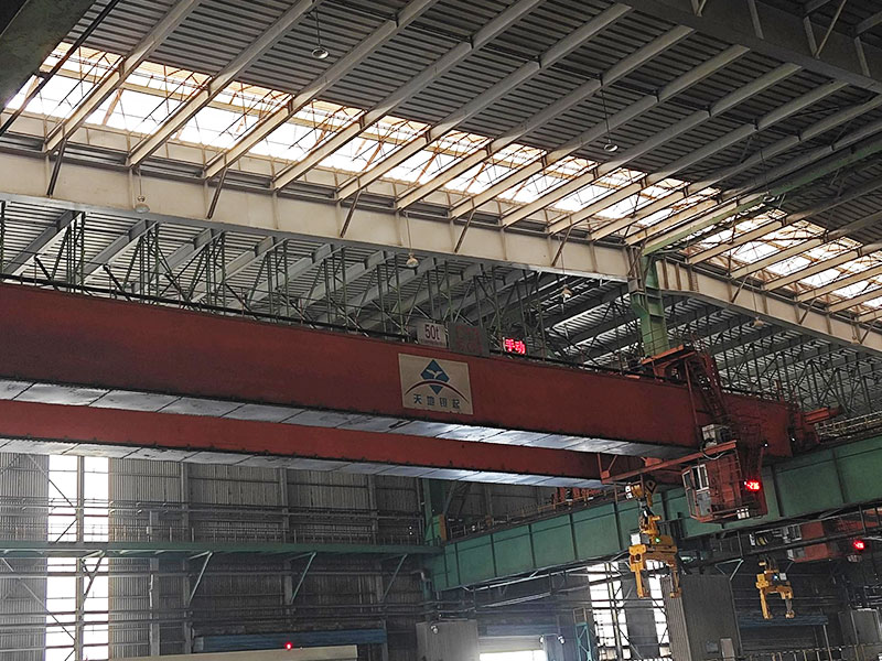 首鋼京唐智能無(wú)人天車(chē)改造項(xiàng)目.jpg